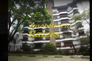 Apartamento 3 dormitórios