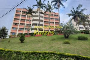 Apartamento 3 Dormitórios sendo 1 Suíte com Hidro
