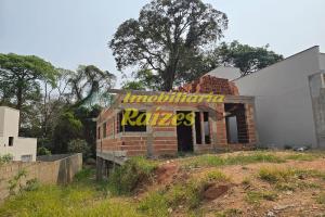 Casa 3 dormitórios em construção