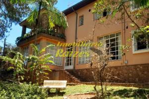 Chácara 6 dormitórios