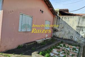 Casa Térrea – 3 Dormitórios | Bem Localizada